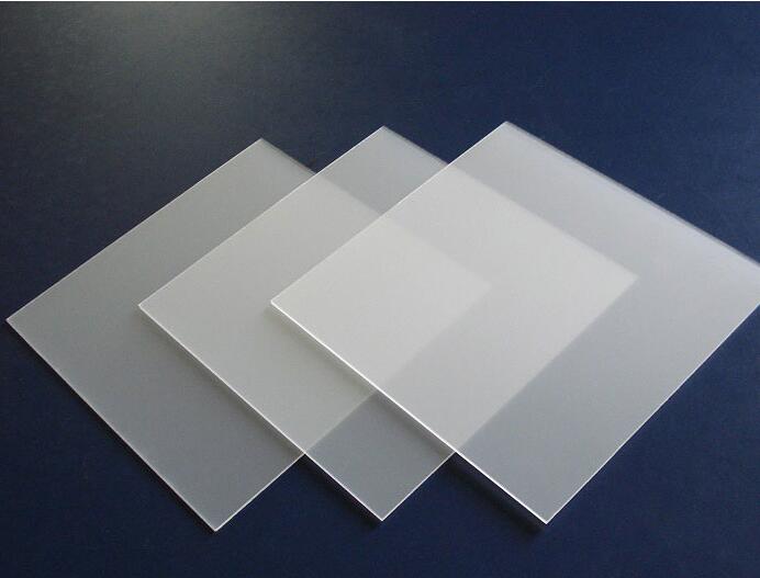 能使光源散发出均匀