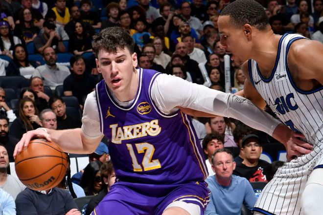 湖人绝杀魔术拉拉维亚低迷成关键转折